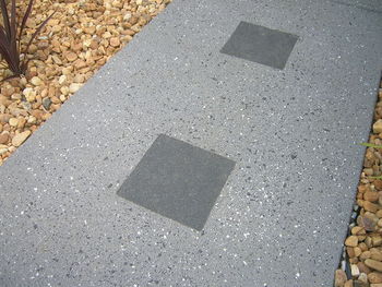 sprayon002.jpg
